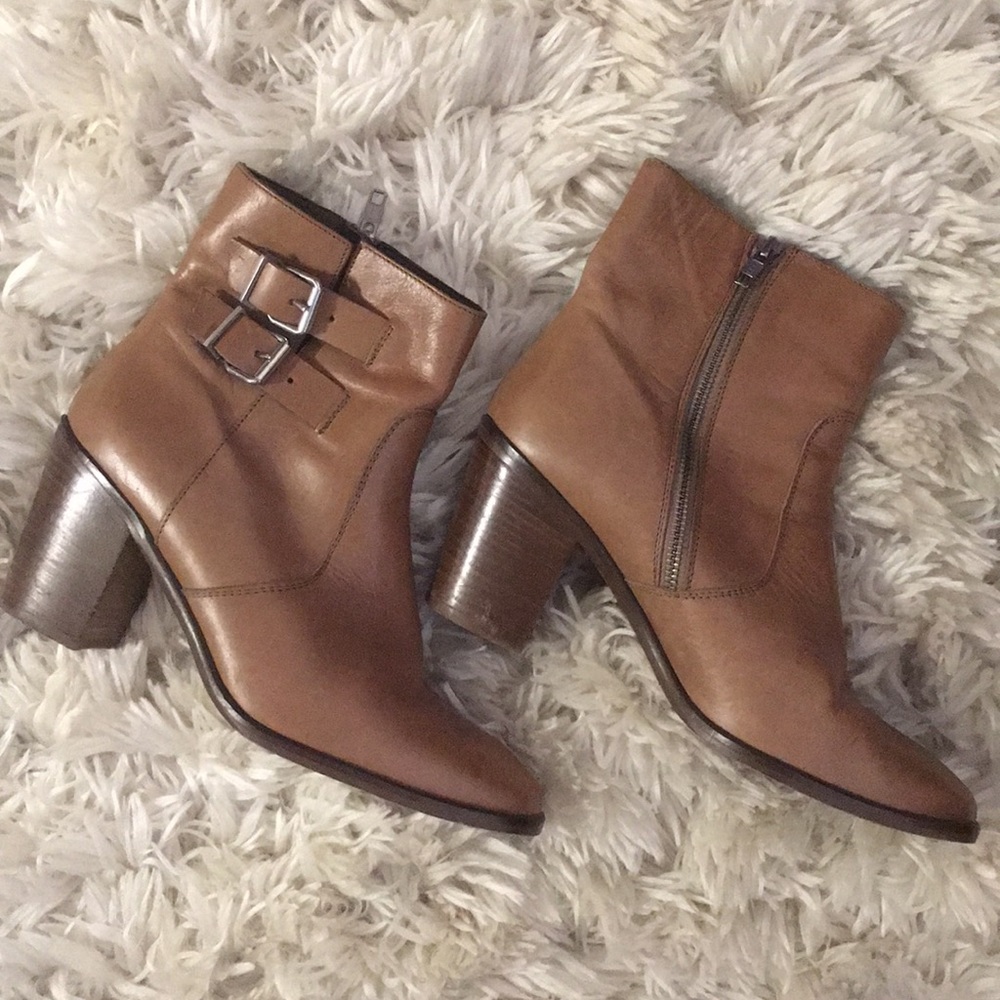 👢 J.Crew Dean Ankle Boots